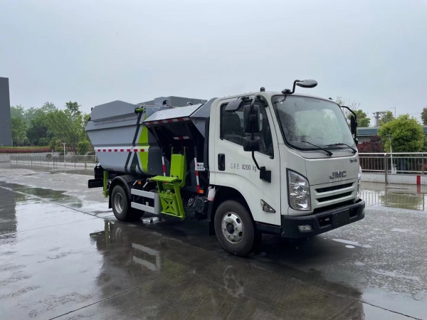 江铃双仓垃圾车,垃圾分类运输车